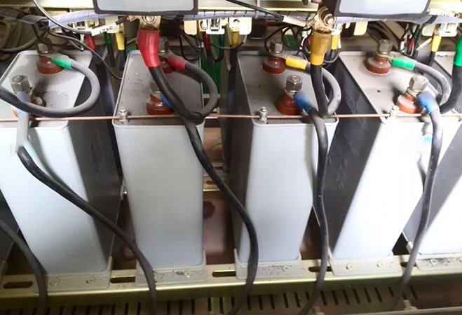 电力滤波电容器额定电压的选择问题